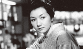 女が階段を上る時