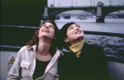 花を摘む少女と虫を殺す少女